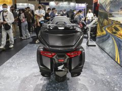 Honda Gold Wing GL1800 - фото 7