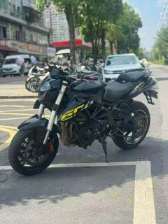 Benelli TNT600i - фото 3