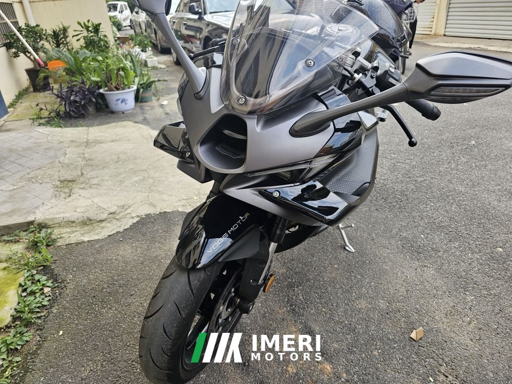 2025 Voge RR500S
