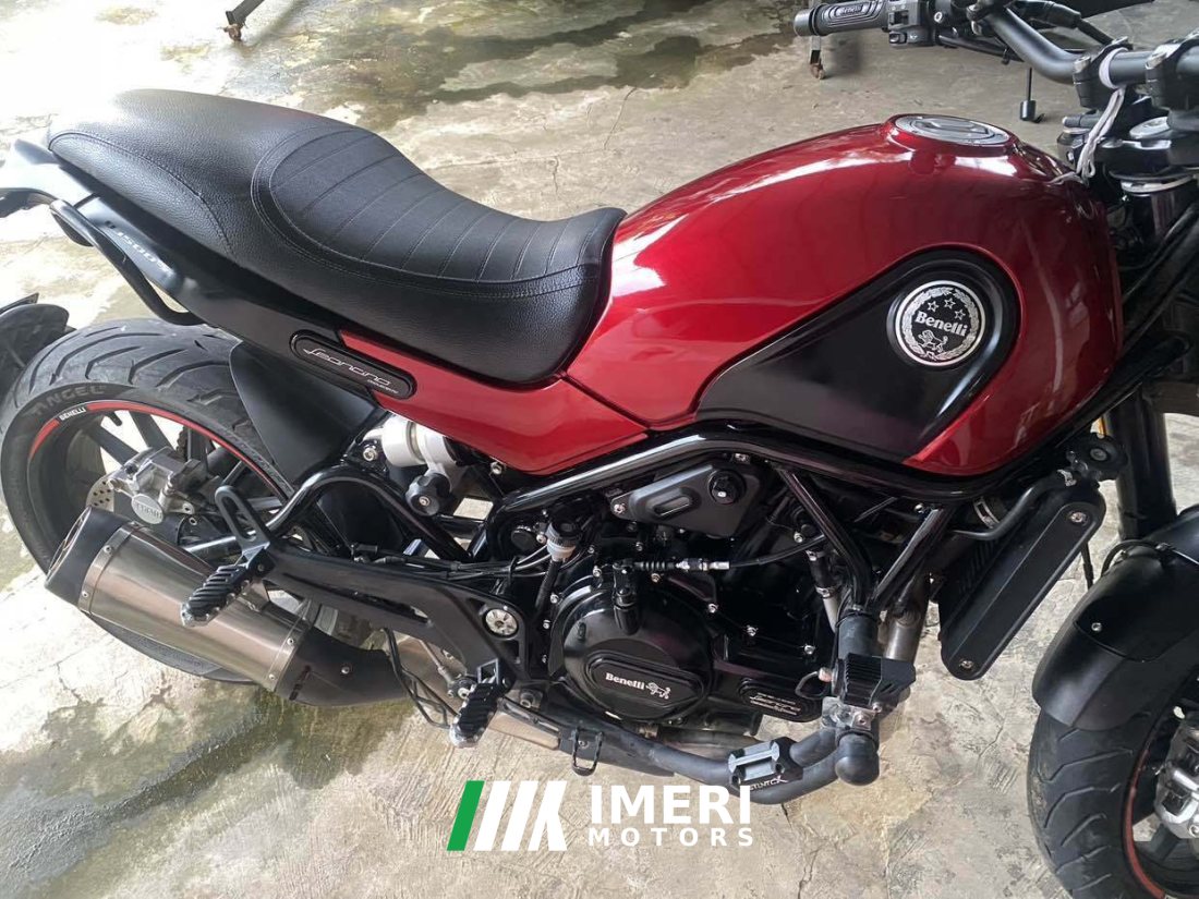 Benelli Leoncino 500 - мотоцикл из Китая