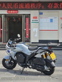 QJMOTOR 150 cc - фото 1