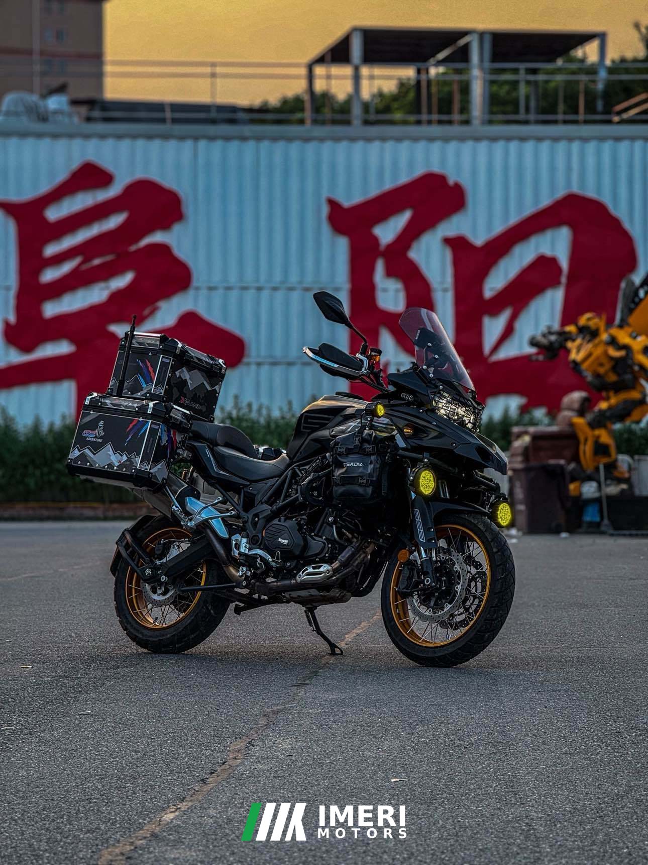 2024 Benelli TRK552 550 cc