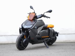 BMW CE 04 - фото 9