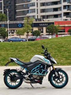 CFMOTO 250NK - фото 2