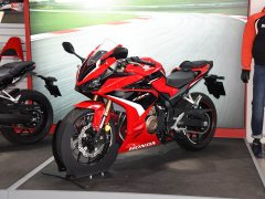 Honda CBR500R - фото 1