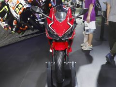 Honda CBR500R - фото 8