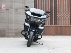 Harley-Davidson Road Glide 1977 cc - фото 2