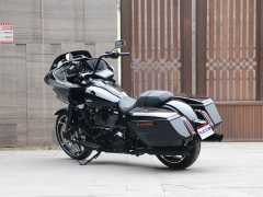 Harley-Davidson Road Glide 1977 cc - фото 5