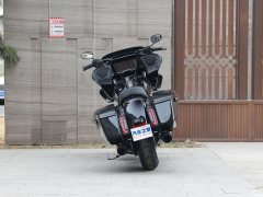 Harley-Davidson Road Glide 1977 cc - фото 6