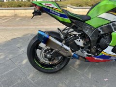 Kawasaki Ninja ZX-10R 1000 cc - фото 4