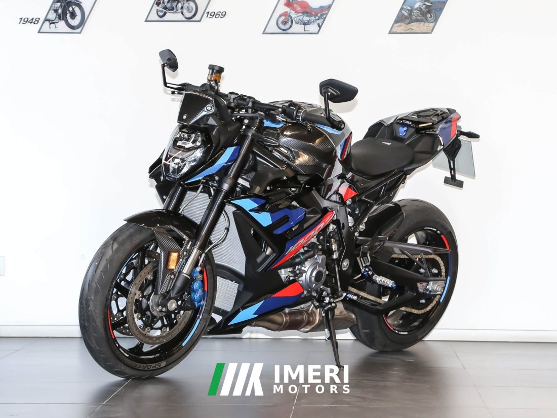 BMW M 1000 R - мотоцикл из Китая