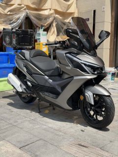 SYM Cruisym400 - фото 3