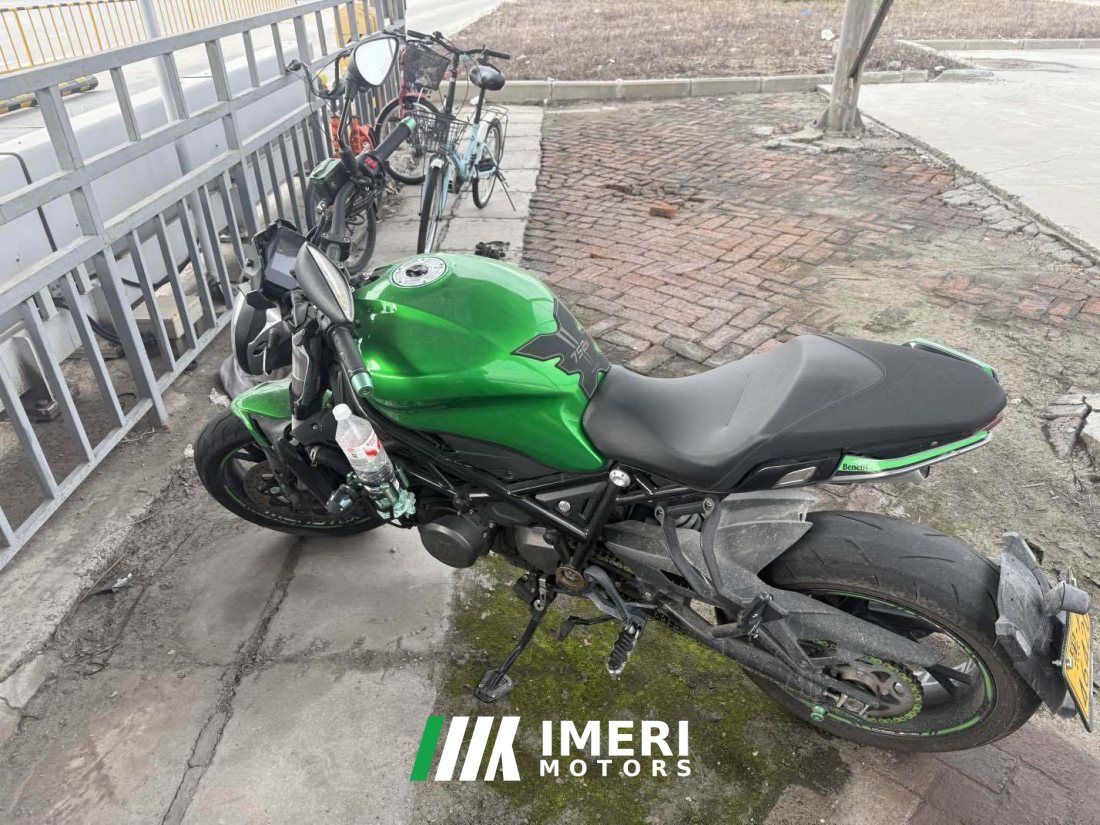 Benelli 752S 750 cc - мотоцикл из Китая