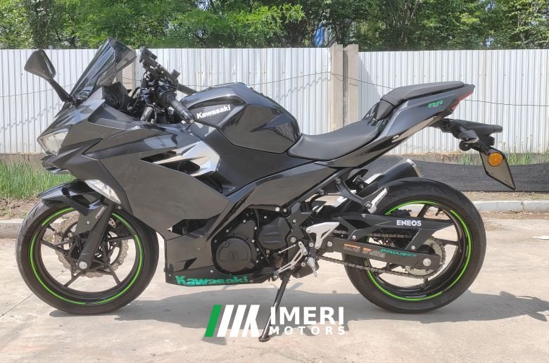 2021 Kawasaki Ninja 400