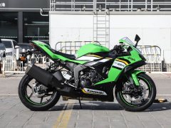 Kawasaki Ninja ZX-6R 650 cc - фото 8