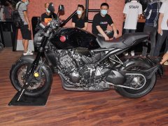 Honda CB1000R - фото 11