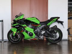 Kawasaki Ninja ZX-10R 1000 cc - фото 4