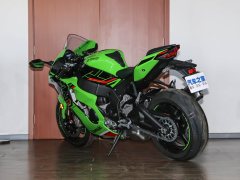 Kawasaki Ninja ZX-10R 1000 cc - фото 6