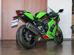 Kawasaki Ninja ZX-10R 1000 cc - фото 8