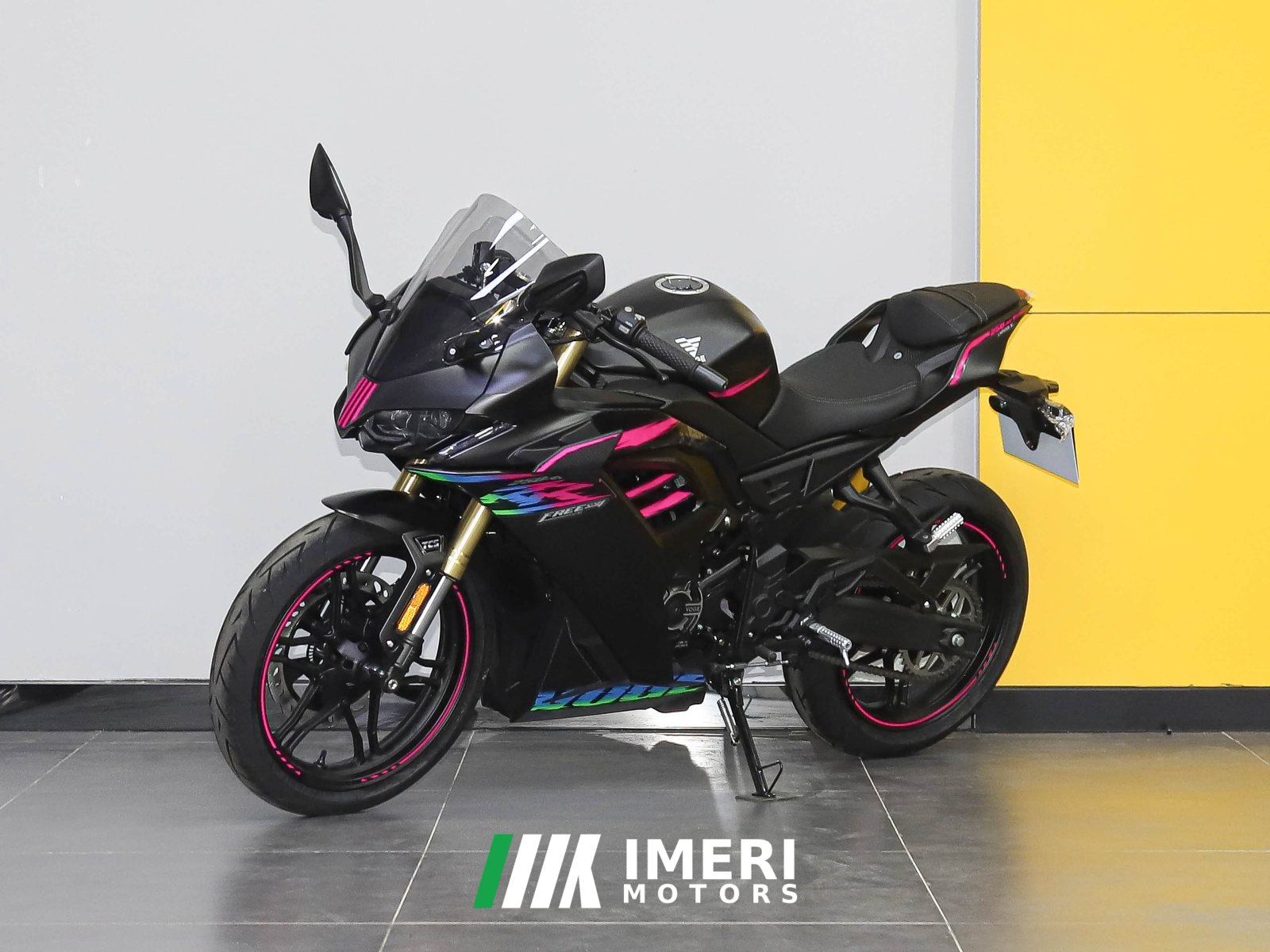 2025 Voge 250RR