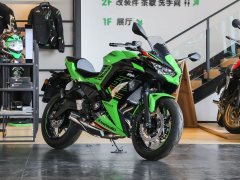 Kawasaki Ninja 650 - фото 11