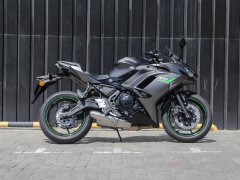Kawasaki Ninja 650 - фото 5