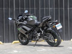 Kawasaki Ninja 650 - фото 6