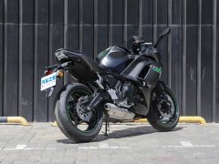 Kawasaki Ninja 650 - фото 8