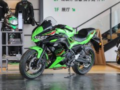 Kawasaki Ninja 650 - фото 9