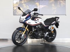 Honda CB1300 Super Four - фото 1