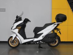 KYMCO ST250 - фото 4