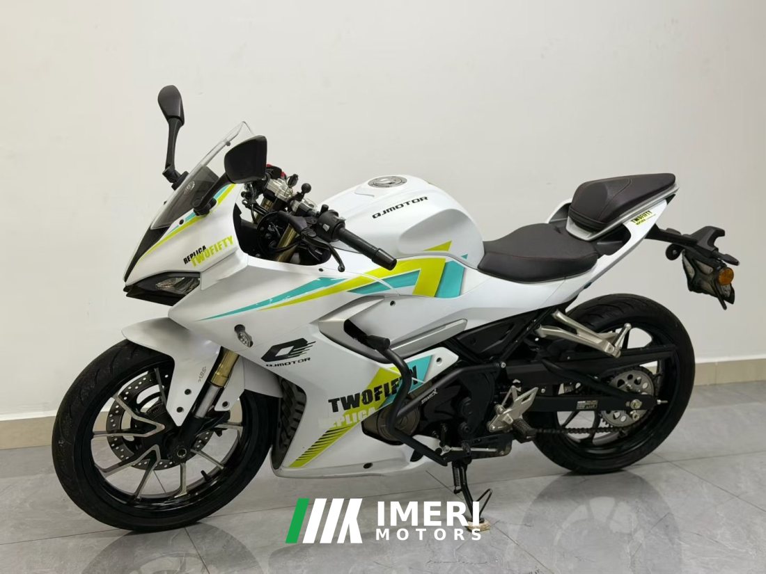 QJMOTOR 250 - мотоцикл из Китая