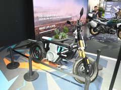 BMW CE-02 - фото 3
