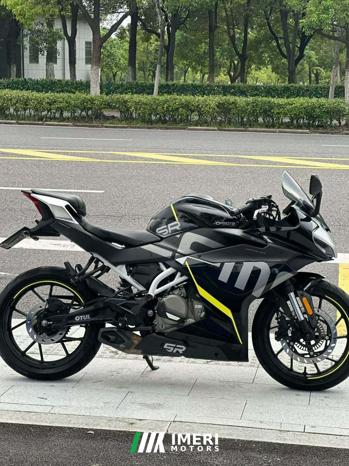 2021 CFMOTO 250SR