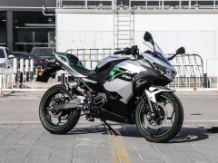 Kawasaki Ninja e-1 - фото 3