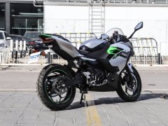Kawasaki Ninja e-1 - фото 7