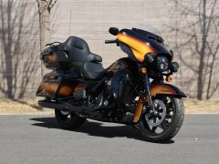 Harley-Davidson Limited 1868 cc - фото 3