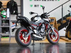Kawasaki Z650 - фото 8