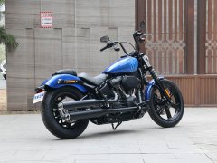 Harley-Davidson Street Bob 1870 cc - фото 7