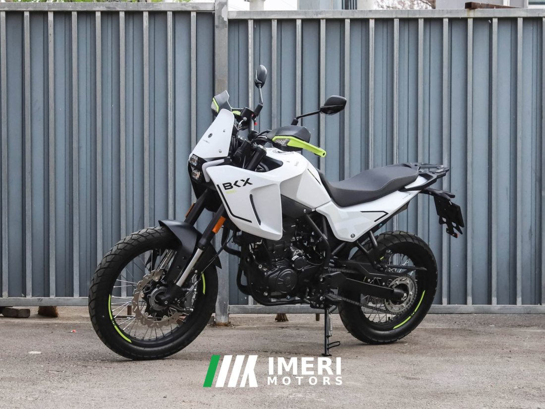 Benelli BKX250 - мотоцикл из Китая