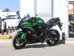 Kawasaki Ninja 1100SX - фото 1
