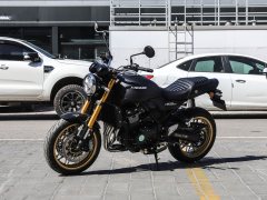 Kawasaki Z900RS 950 cc - фото 1