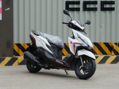 Sundiro Honda RX125Fi - фото 3