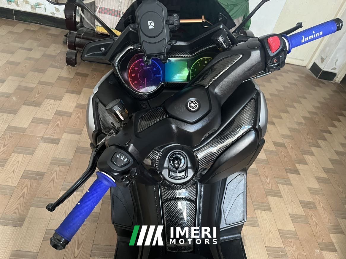 2022 Yamaha XMAX 300 cc