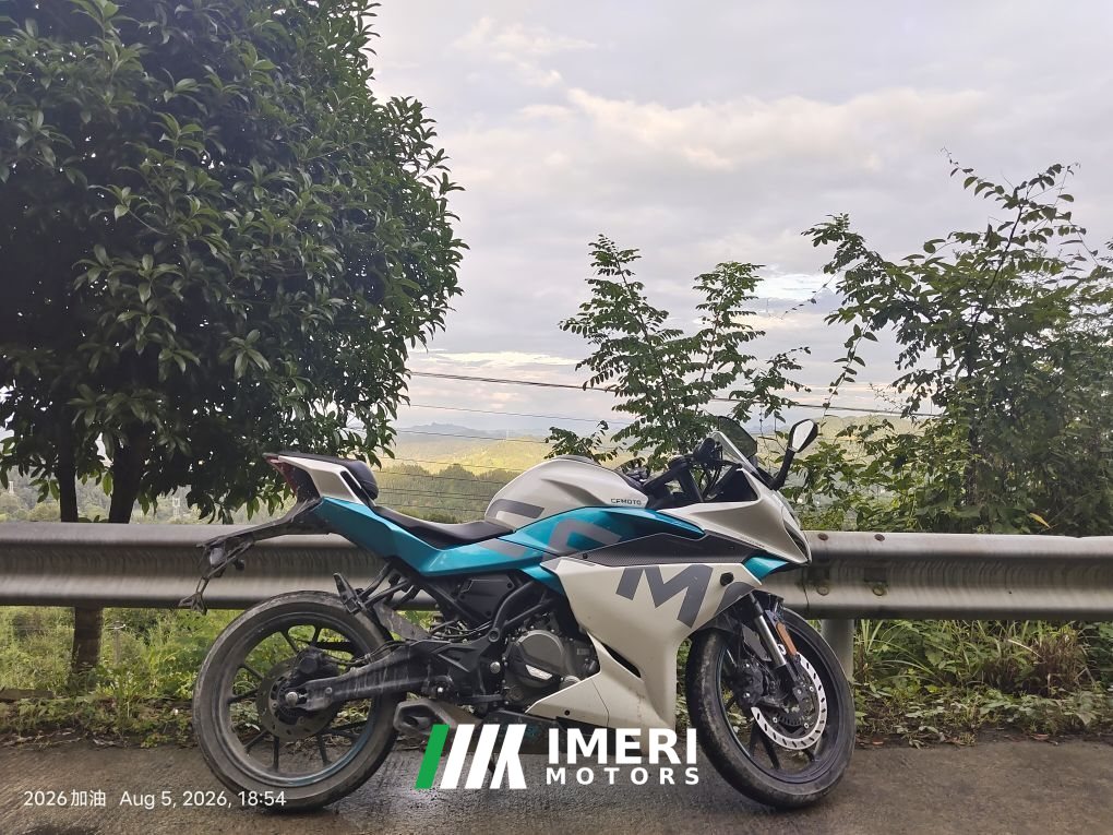 CFMOTO 250SR - мотоцикл из Китая
