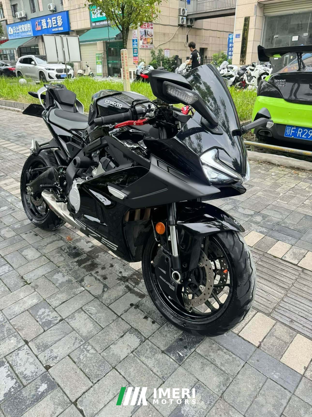 2025 CFMOTO 675SR-R