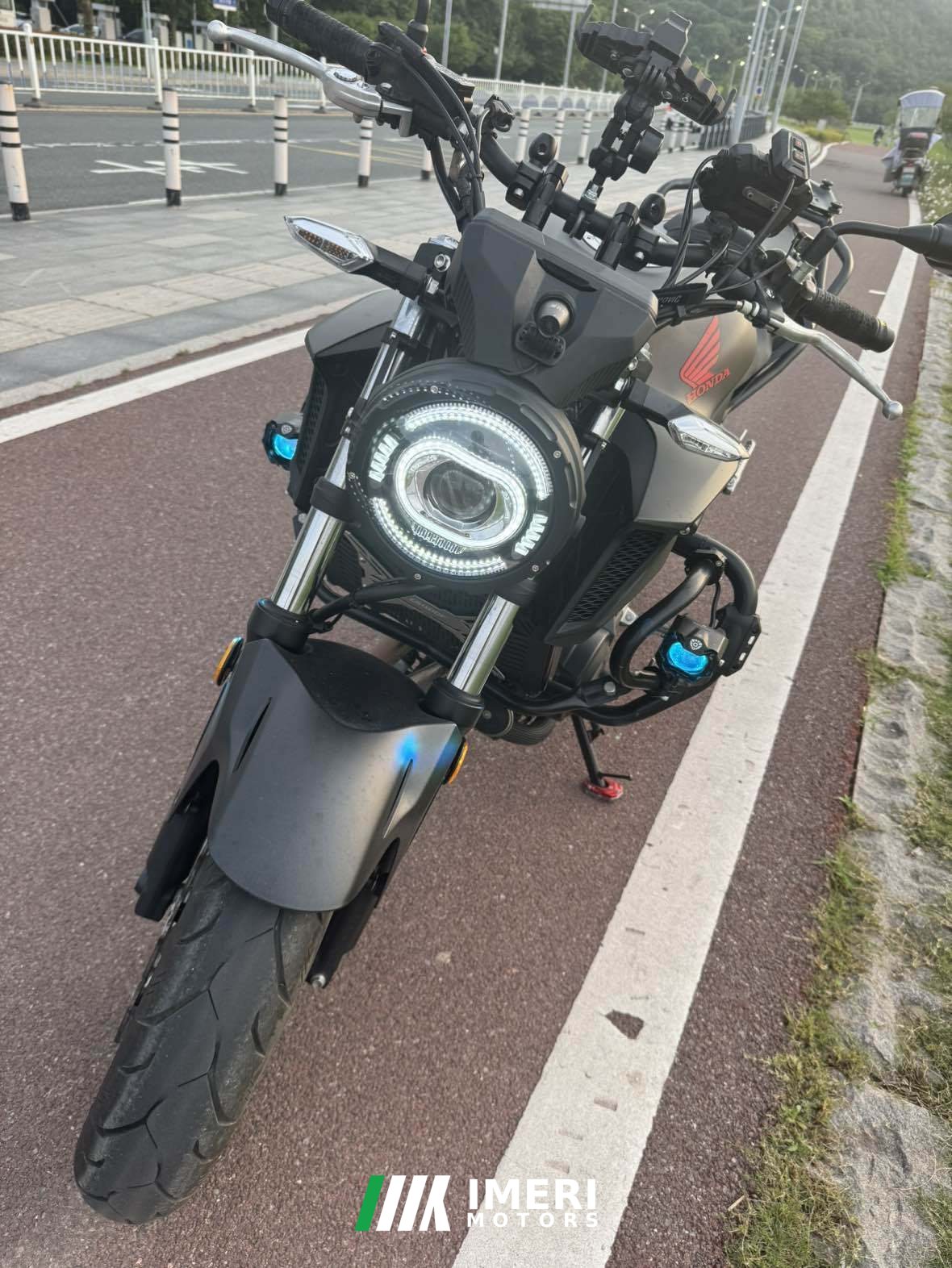 2021 Honda CB400F