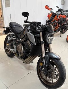 Honda CB650R - фото 1