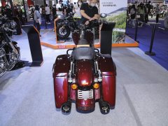 Harley-Davidson Edition Road King Special 1868 cc - фото 7