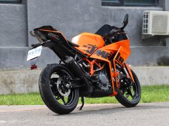 KTMR2R RC 390 400 cc - фото 8